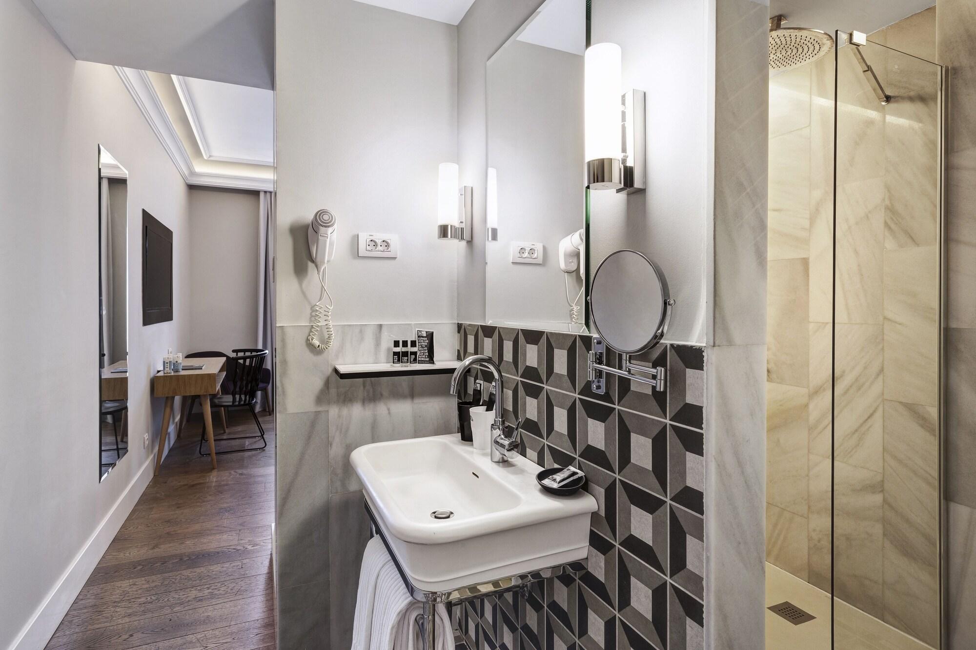 One Shot Recoletos Hotel Madrid Luaran gambar