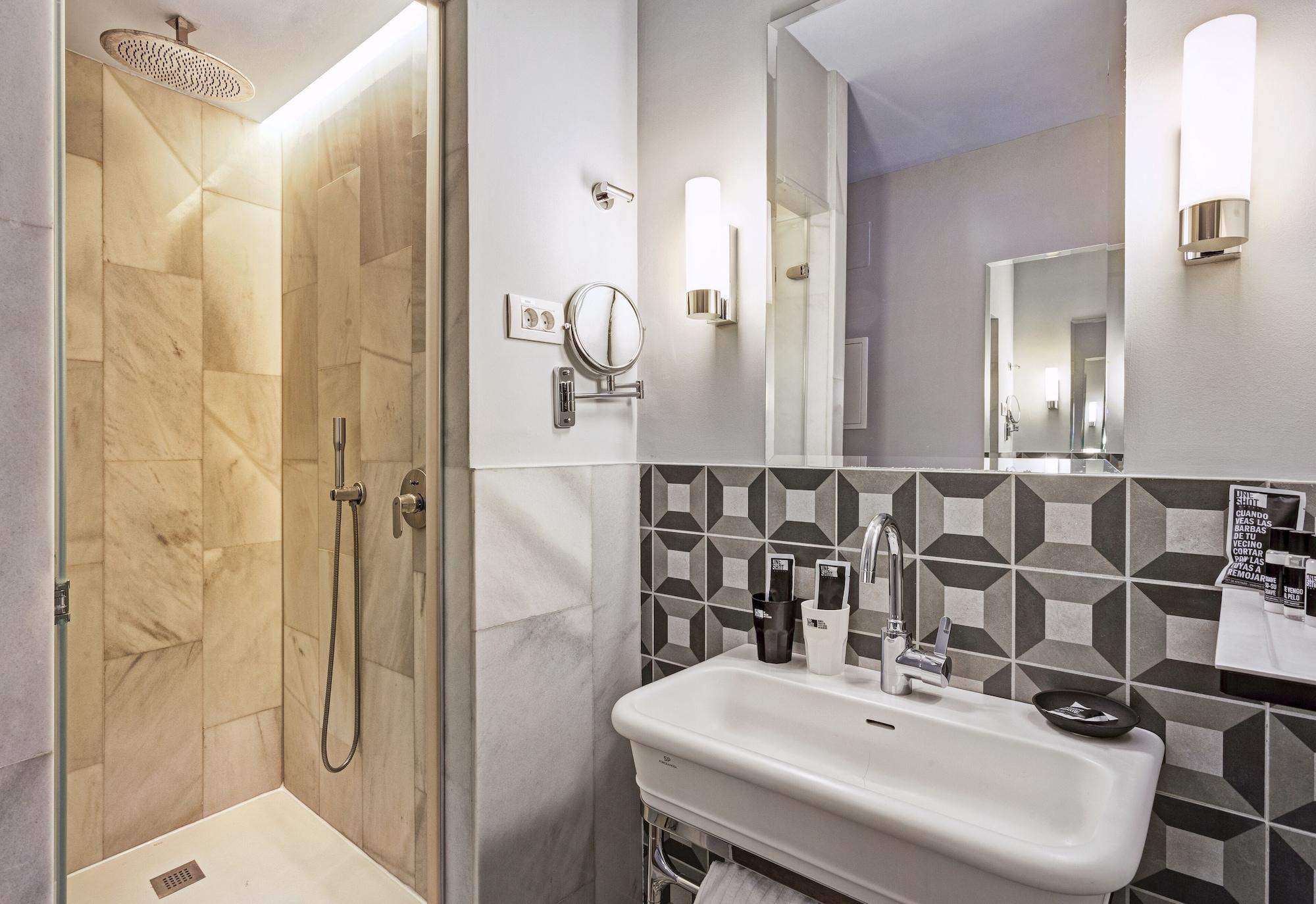 One Shot Recoletos Hotel Madrid Luaran gambar
